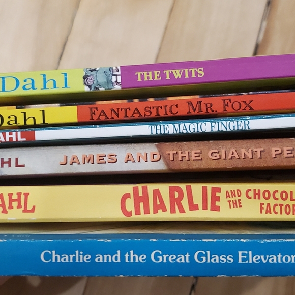 Roald Dahl 6 book lot - Picture 3 of 3